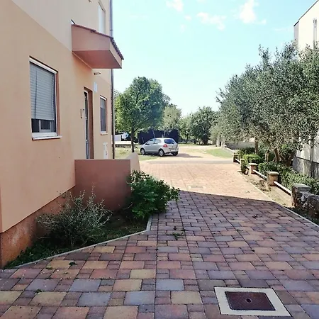 With Parking Space Starigrad, Paklenica - 25354