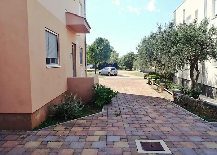 With Parking Space Starigrad, Paklenica - 25354